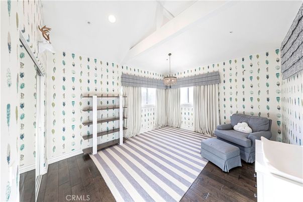 Chandelier, Interior, Recessed Lighting, Wood Texture Flooring