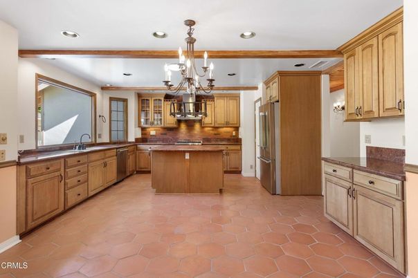 Chandelier, Interior, Kitchen, Recessed Lighting