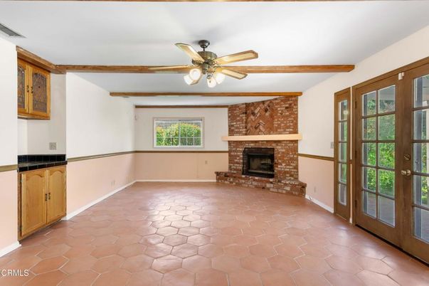 Empty room, Fireplace, Interior, Wooden Beams