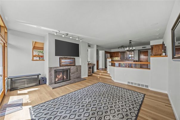 Fireplace, Interior, Kitchen, Pendant Lights, Wood Texture Flooring