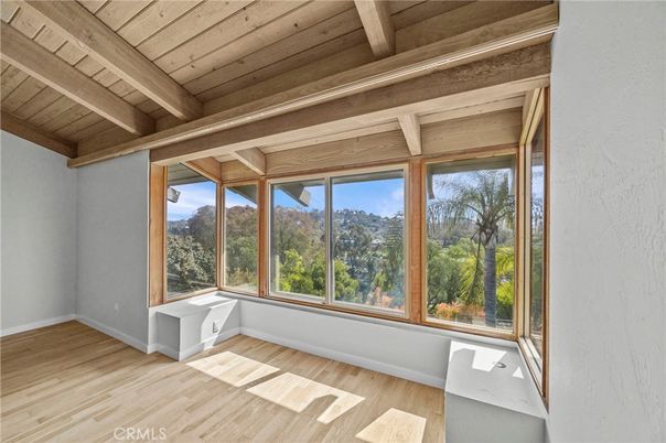 Empty room, Interior, Wooden Beams, Wooden Ceilings, Wood Texture Flooring