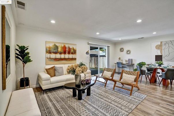 Dining room, Interior, Living room, Recessed Lighting, Wood Texture Flooring