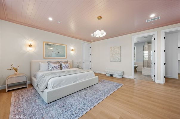 Bathroom, Bedroom, Interior, Pendant Lights, Recessed Lighting, Wood Texture Flooring