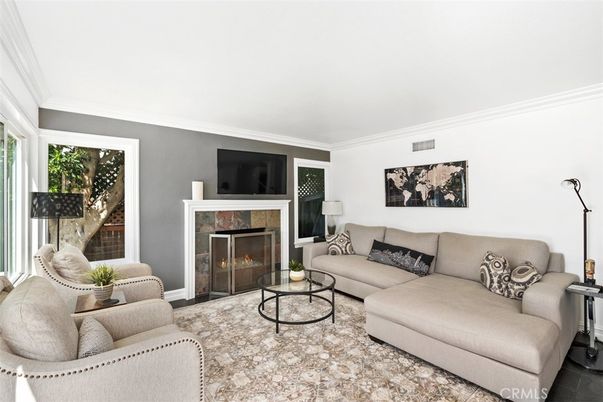 Fireplace, Interior, Living room