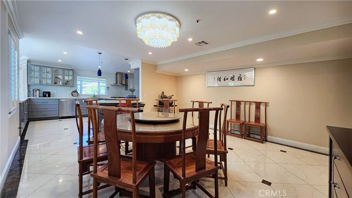 Chandelier, Dining room, Interior, Pendant Lights, Recessed Lighting