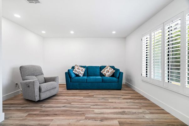 Interior, Recessed Lighting, Wood Texture Flooring