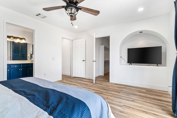 Bedroom, Interior, Recessed Lighting, Wood Texture Flooring