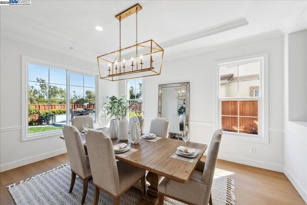 Chandelier, Dining room, Interior, Pendant Lights, Recessed Lighting, Wood Texture Flooring