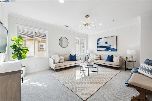 Interior, Living room, Pendant Lights, Recessed Lighting