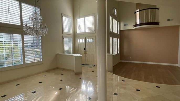 Chandelier, Interior, Wood Texture Flooring