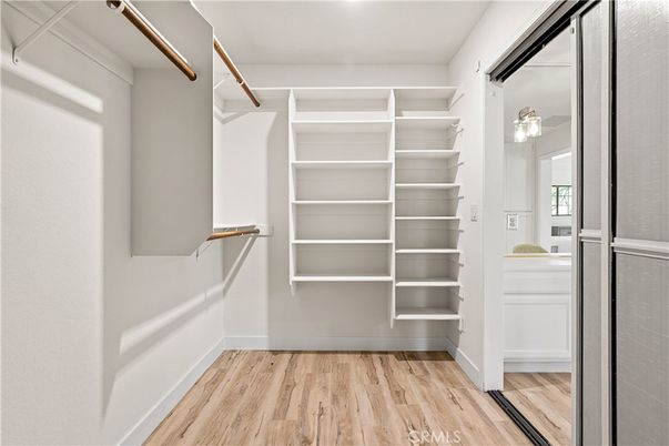 Interior, Walk-in Closets, Wood Texture Flooring