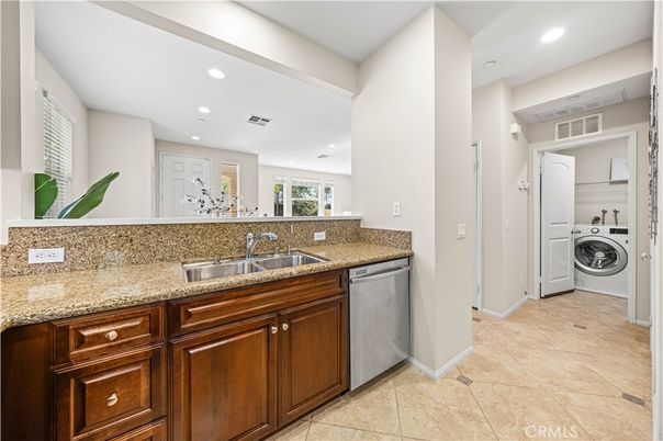 Interior, Recessed Lighting, Washer