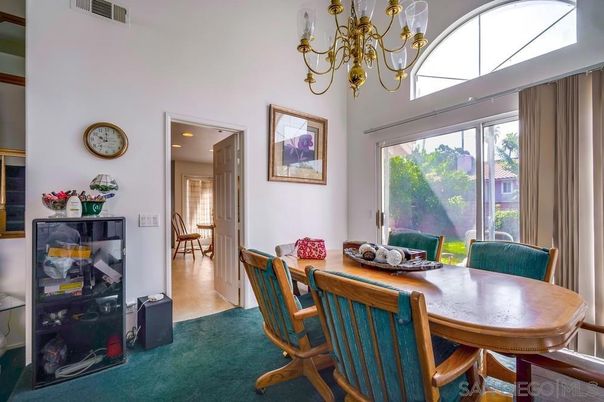 Chandelier, Dining room, Interior