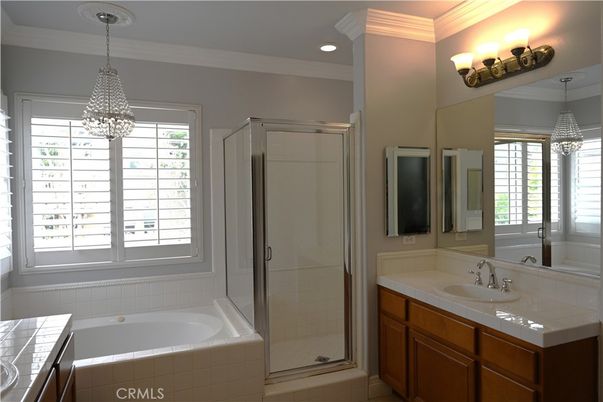 Bathroom, Glass Shower, Interior, Pendant Lights, Recessed Lighting, Tile Countertops