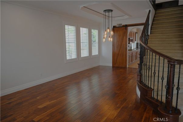 Empty room, Interior, Pendant Lights, Wood Texture Flooring