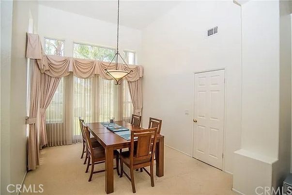 Chandelier, Dining room, Interior, Pendant Lights