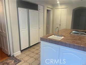 Bathroom, Interior, Recessed Lighting, Tile Countertops