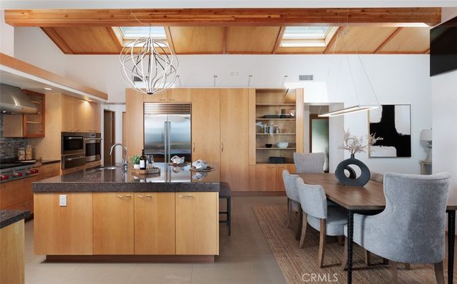 Dining room, Interior, Kitchen, Pendant Lights, Stainless Steel Appliances, Wooden Ceilings