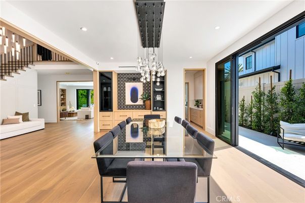 Dining room, Interior, Living room, Pendant Lights, Recessed Lighting, Wood Texture Flooring