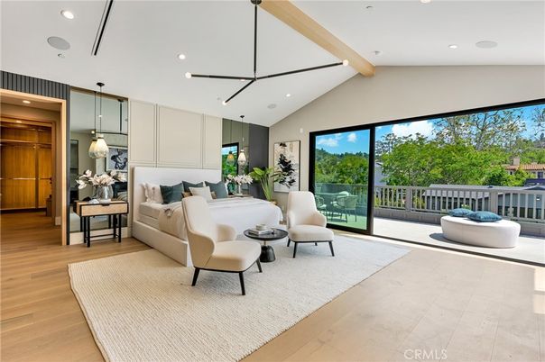 Interior, Living room, Pendant Lights, Recessed Lighting, Wooden Beams, Wood Texture Flooring