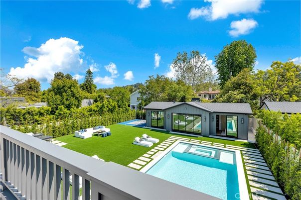 Backyard, Exterior, Pool