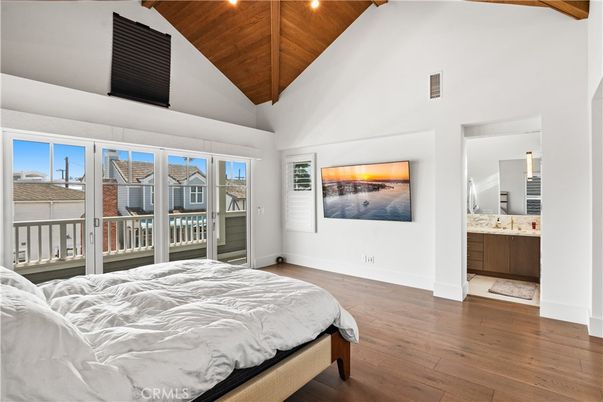 Bathroom, Bedroom, Interior, Wooden Ceilings, Wood Texture Flooring