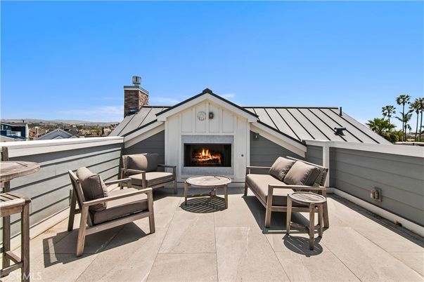 Exterior, Fireplace, Solar Panels