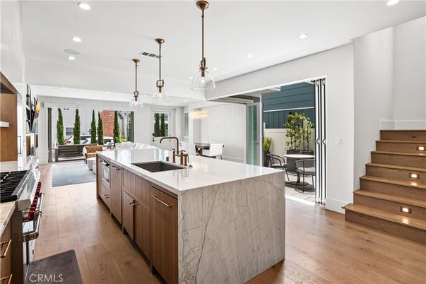 Dining room, Interior, Kitchen, Pendant Lights, Recessed Lighting, Wood Texture Flooring