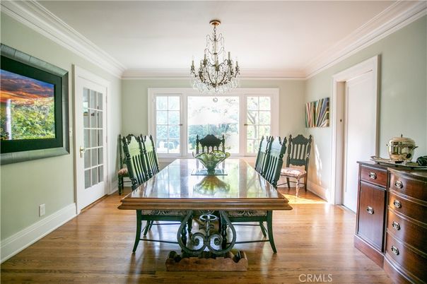 Chandelier, Dining room, Interior, Wood Texture Flooring