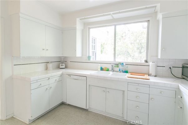 Interior, Kitchen, Tile Countertops