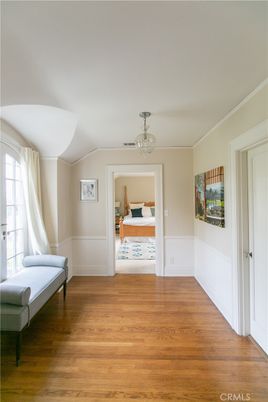 Chandelier, Interior, Wood Texture Flooring