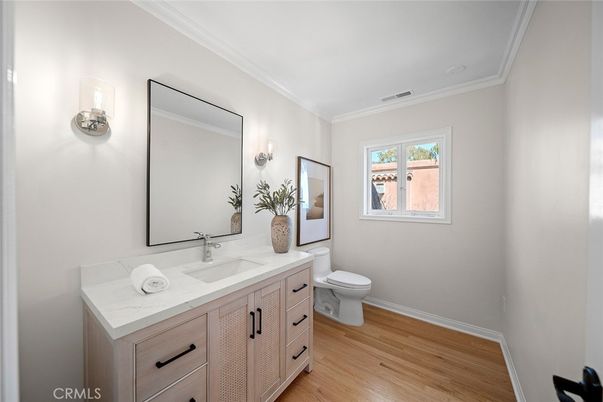 Bathroom, Dual Sink Vanities, Interior, Wood Texture Flooring
