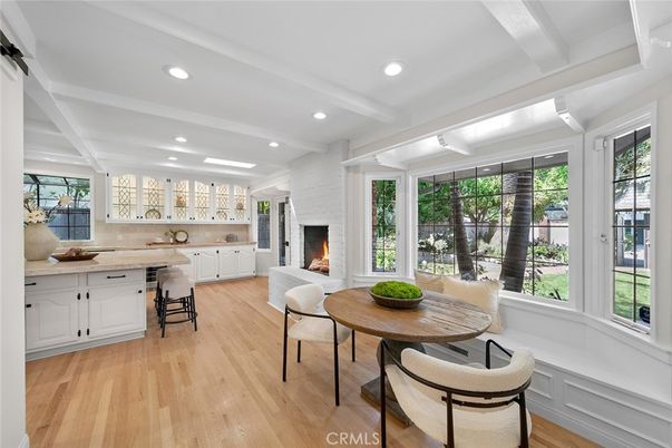 Dining room, Fireplace, Interior, Recessed Lighting, Wood Texture Flooring
