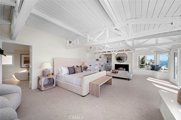 Bedroom, Fireplace, Interior, Living room, Water