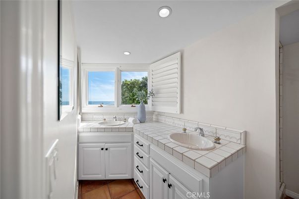 Bathroom, Interior, Recessed Lighting, Tile Countertops, Water