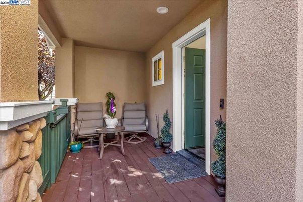 Exterior, Wood Texture Flooring