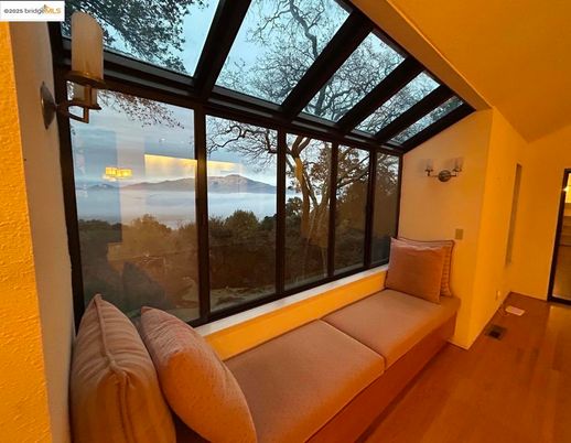 Interior, Sun Room, Wood Texture Flooring