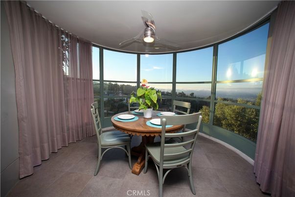 Dining room, Interior, Sun Room, Water