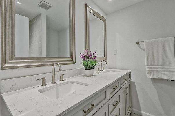 Bathroom, Interior, Recessed Lighting