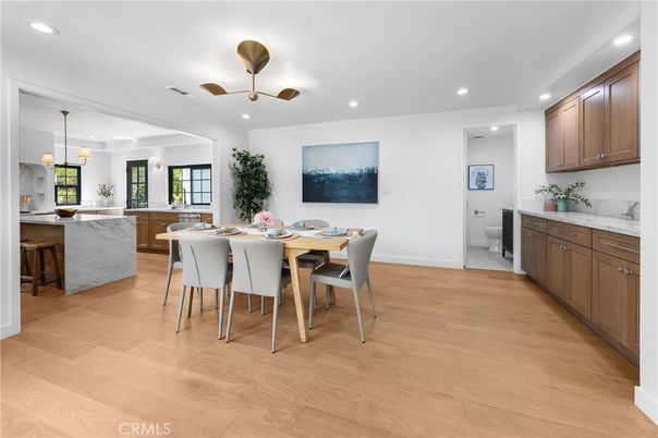 Dining room, Interior, Kitchen, Pendant Lights, Recessed Lighting, Wood Texture Flooring