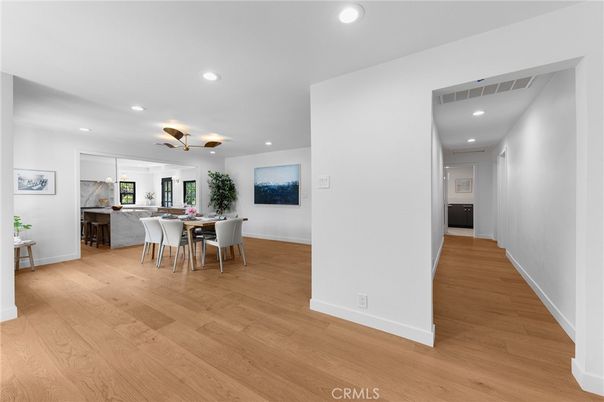 Dining room, Interior, Kitchen, Pendant Lights, Recessed Lighting, Wood Texture Flooring