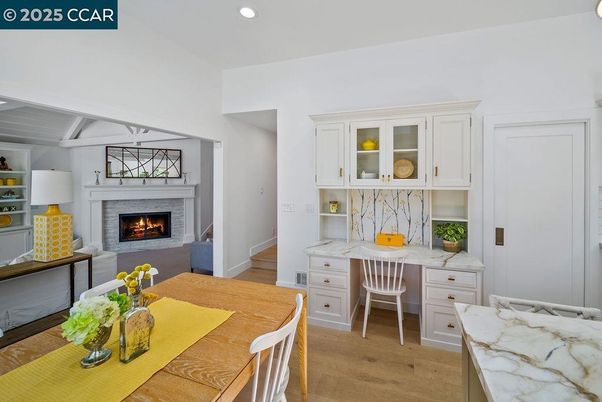 Dining room, Fireplace, Interior, Recessed Lighting, Wood Texture Flooring