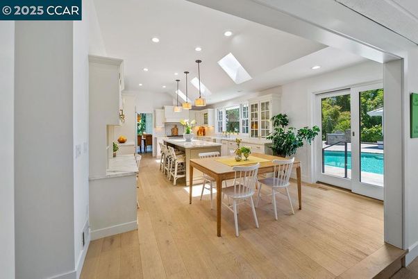 Dining room, Interior, Kitchen, Pendant Lights, Recessed Lighting, Wood Texture Flooring