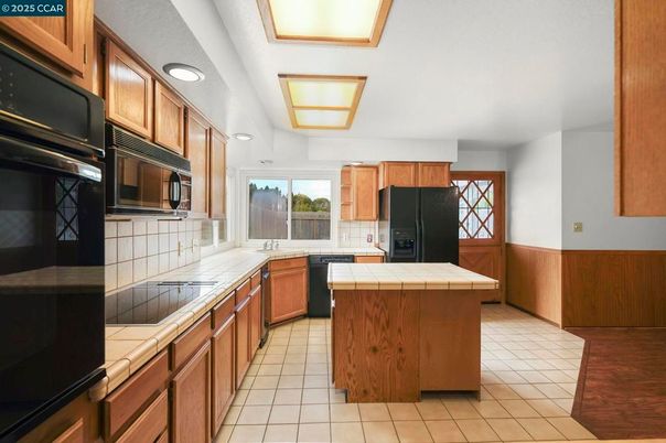 Interior, Kitchen, Recessed Lighting, Tile Countertops