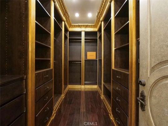 Interior, Recessed Lighting, Walk-in Closets, Wood Texture Flooring