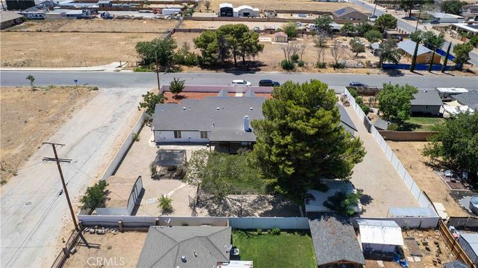 Exterior, Drone