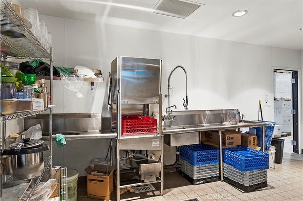 Interior, Recessed Lighting, Stainless Steel Appliances