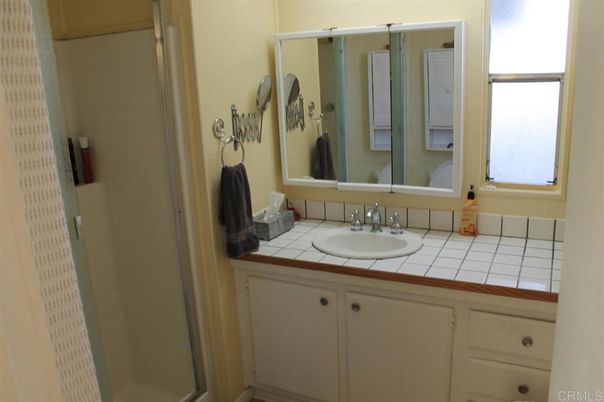 Bathroom, Interior, Tile Countertops