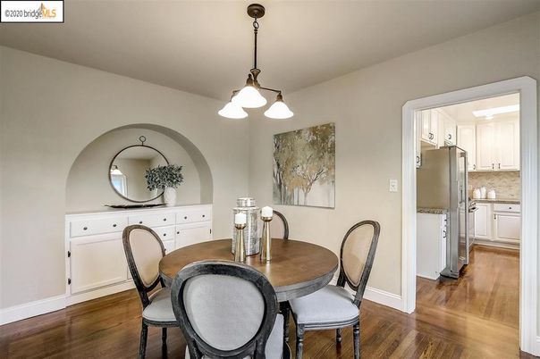 Dining room, Interior, Kitchen, Pendant Lights, Wood Texture Flooring