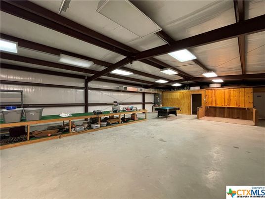 Garage, Interior